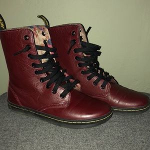Oxblood dr. Martens